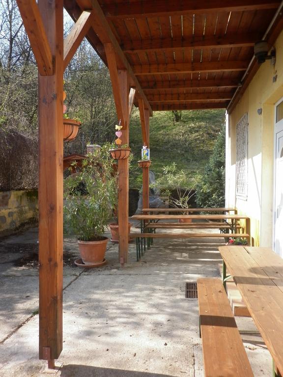Bed and Breakfast Gloriett Panzio Fertoboz Экстерьер фото